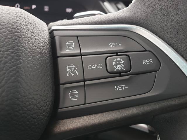 2027 Jeep Grand Cherokee GRAND CHEROKEE LIMITED 4X4