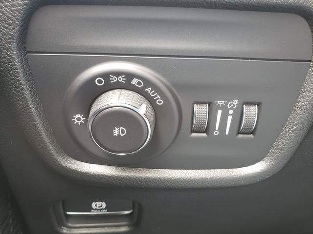 2027 Jeep Grand Cherokee GRAND CHEROKEE LIMITED 4X4