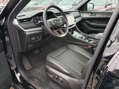 2027 Jeep Grand Cherokee GRAND CHEROKEE LIMITED 4X4