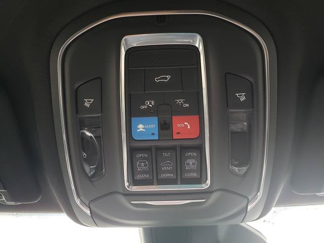 2027 Jeep Grand Cherokee GRAND CHEROKEE LIMITED 4X4
