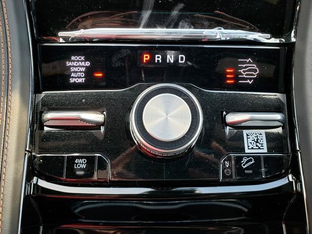 2027 Jeep Grand Cherokee GRAND CHEROKEE SUMMIT 4X4