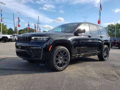 2027 Jeep Grand Cherokee GRAND CHEROKEE SUMMIT 4X4