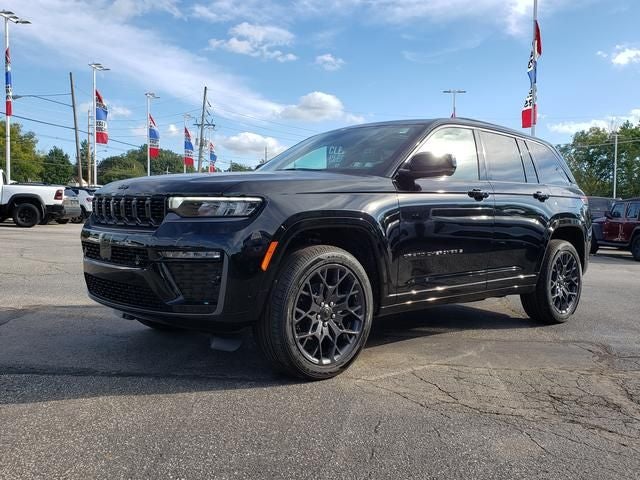 2027 Jeep Grand Cherokee GRAND CHEROKEE SUMMIT 4X4