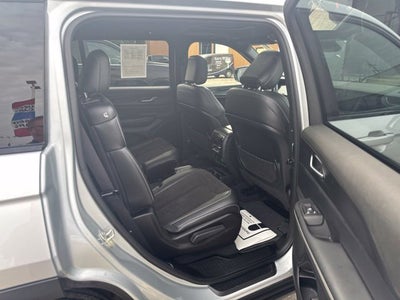 2023 Jeep Grand Cherokee L Altitude X 4x4
