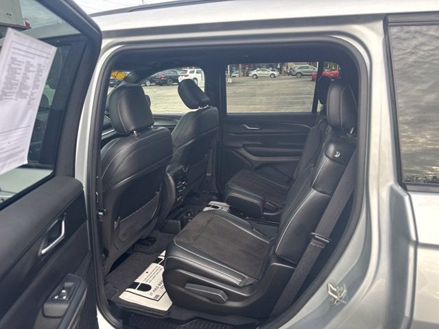 2023 Jeep Grand Cherokee L Altitude X 4x4