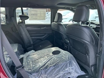 2025 Jeep Grand Cherokee GRAND CHEROKEE L ALTITUDE X 4X4