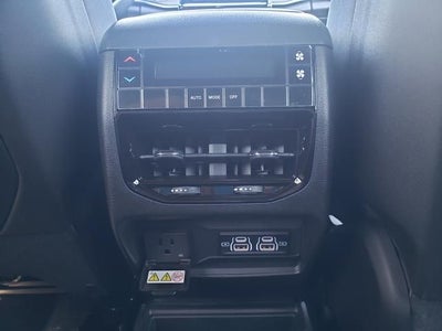 2026 Jeep Grand Cherokee GRAND CHEROKEE L LAREDO X 4X4