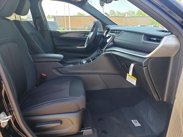 2026 Jeep Grand Cherokee GRAND CHEROKEE L LAREDO X 4X4