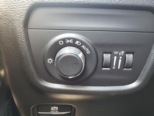 2026 Jeep Grand Cherokee GRAND CHEROKEE L LAREDO X 4X4