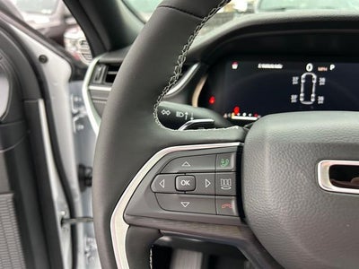 2025 Jeep Grand Cherokee GRAND CHEROKEE L LAREDO X 4X4