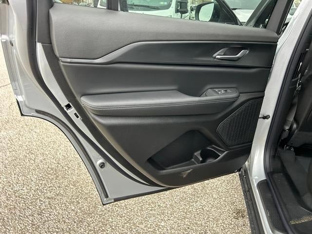 2025 Jeep Grand Cherokee GRAND CHEROKEE L LAREDO X 4X4