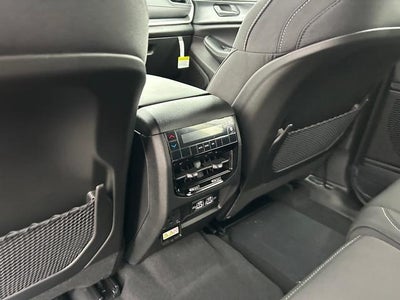 2025 Jeep Grand Cherokee GRAND CHEROKEE L LAREDO X 4X4