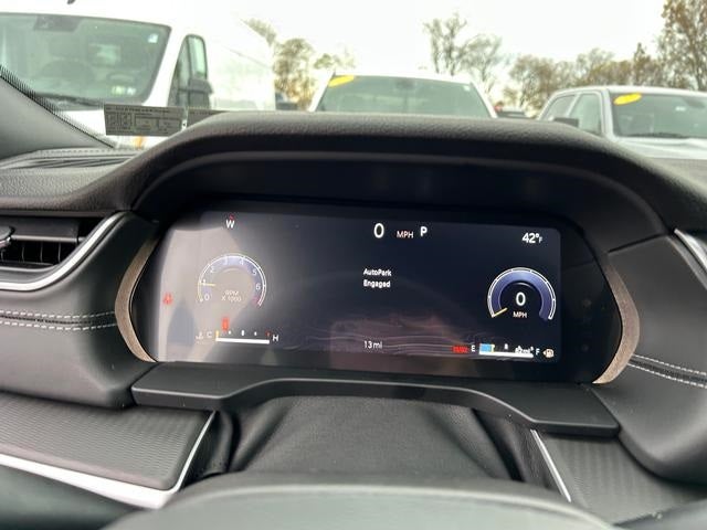 2025 Jeep Grand Cherokee GRAND CHEROKEE L LAREDO X 4X4