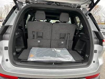 2025 Jeep Grand Cherokee GRAND CHEROKEE L LAREDO X 4X4