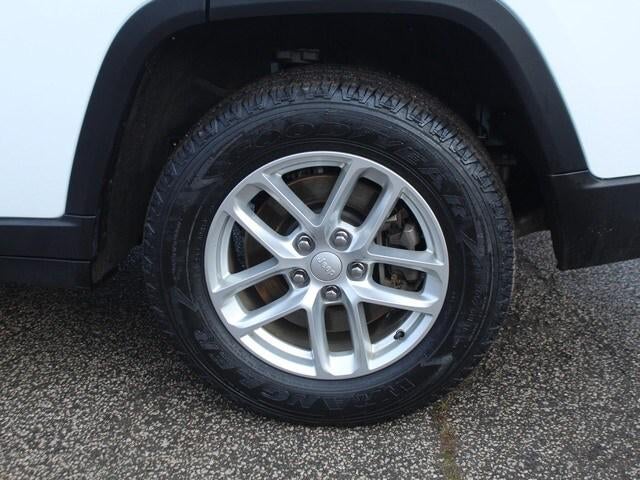 2021 Jeep Grand Cherokee L Laredo 4x4
