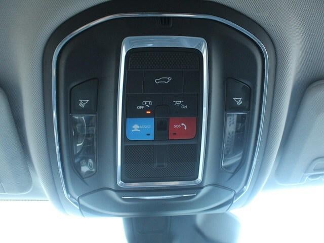 2021 Jeep Grand Cherokee L Laredo 4x4