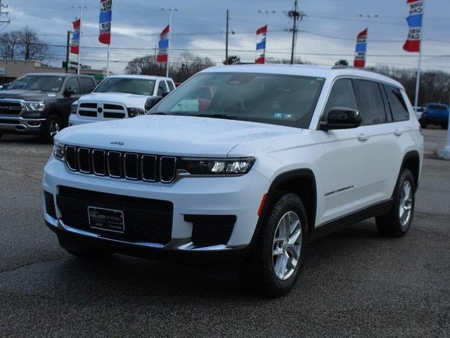 2021 Jeep Grand Cherokee L Laredo 4x4