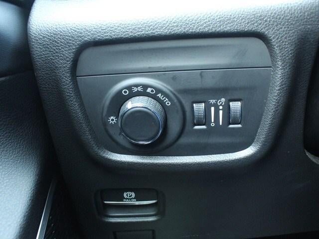 2021 Jeep Grand Cherokee L Laredo 4x4