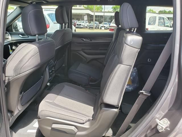 2026 Jeep Grand Cherokee GRAND CHEROKEE L LAREDO X 4X4