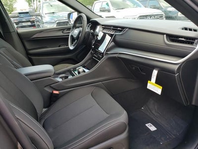 2026 Jeep Grand Cherokee GRAND CHEROKEE L LAREDO X 4X4