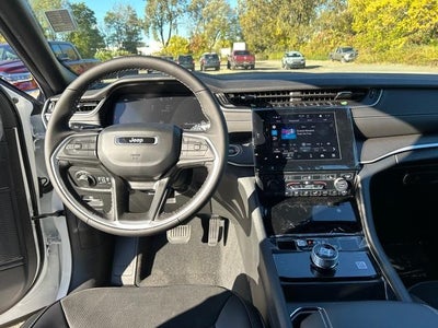 2025 Jeep Grand Cherokee GRAND CHEROKEE L ALTITUDE X 4X4