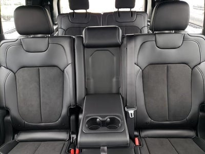 2026 Jeep Grand Cherokee GRAND CHEROKEE L LAREDO ALTITUDE 4X4