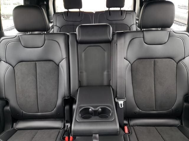 2026 Jeep Grand Cherokee GRAND CHEROKEE L LAREDO ALTITUDE 4X4