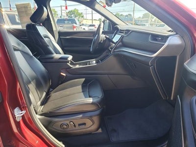 2025 Jeep Grand Cherokee L Limited 4x4