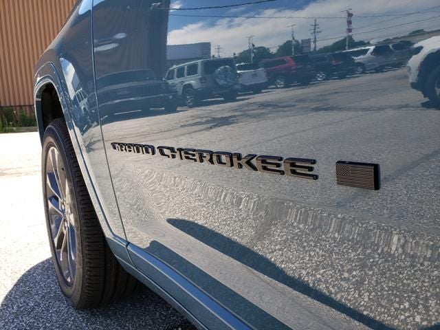 2026 Jeep Grand Cherokee GRAND CHEROKEE L LIMITED RESERVE 4X4