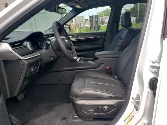 2026 Jeep Grand Cherokee GRAND CHEROKEE L LIMITED RESERVE 4X4
