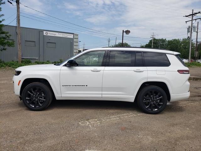 2026 Jeep Grand Cherokee GRAND CHEROKEE L LIMITED RESERVE 4X4