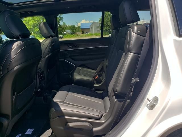 2026 Jeep Grand Cherokee GRAND CHEROKEE L LIMITED RESERVE 4X4