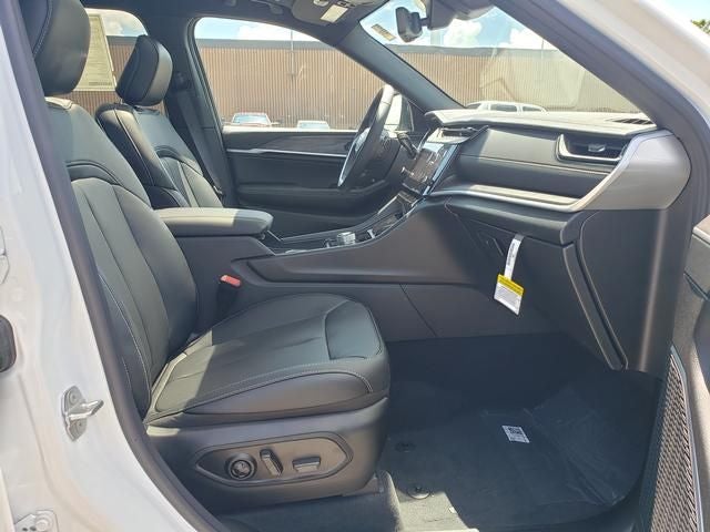 2026 Jeep Grand Cherokee GRAND CHEROKEE L LIMITED RESERVE 4X4