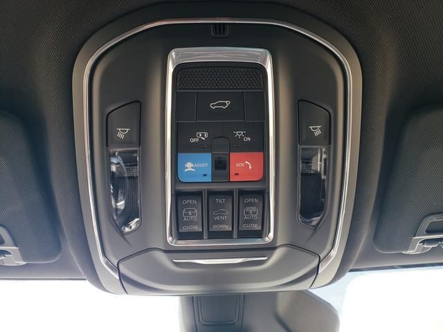2026 Jeep Grand Cherokee GRAND CHEROKEE L LIMITED RESERVE 4X4