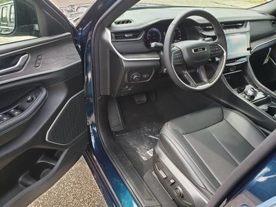 2026 Jeep Grand Cherokee GRAND CHEROKEE L LIMITED RESERVE 4X4