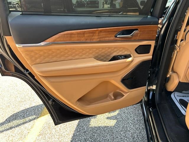 2023 Jeep Grand Cherokee L Summit Reserve 4x4