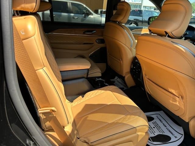 2023 Jeep Grand Cherokee L Summit Reserve 4x4