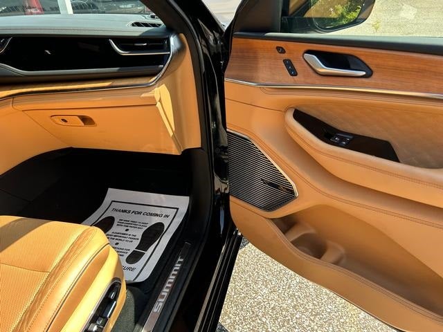 2023 Jeep Grand Cherokee L Summit Reserve 4x4