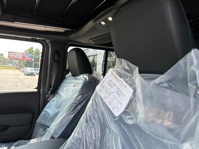 2025 Jeep Wrangler WRANGLER 4-DOOR RUBICON 392