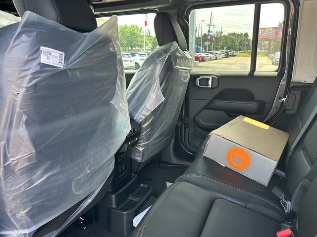 2025 Jeep Wrangler WRANGLER 4-DOOR RUBICON 392