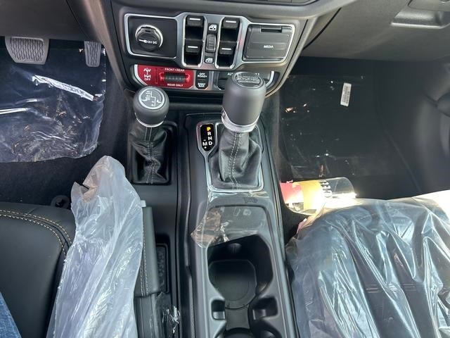 2025 Jeep Wrangler WRANGLER 4-DOOR RUBICON 392