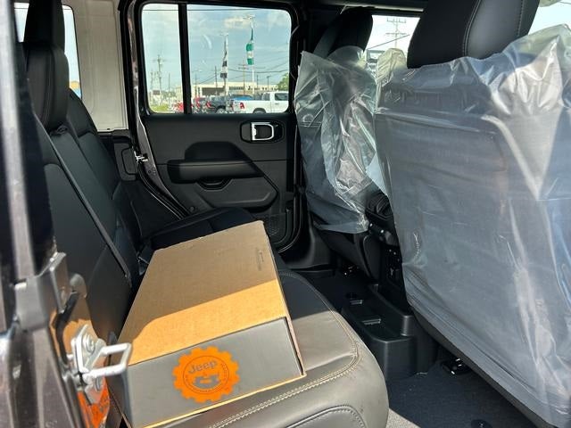 2025 Jeep Wrangler WRANGLER 4-DOOR RUBICON 392