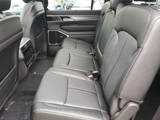2026 Jeep Grand Wagoneer GRAND WAGONEER L LIMITED RESERVE 4X4