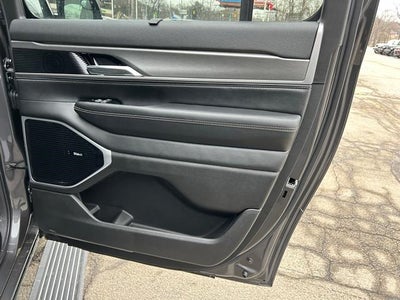 2026 Jeep Grand Wagoneer GRAND WAGONEER L LIMITED RESERVE 4X4