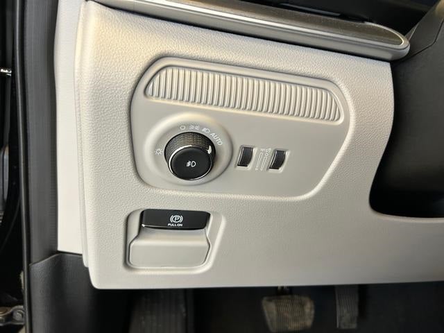 2025 Jeep Wagoneer WAGONEER L SERIES II 4X4