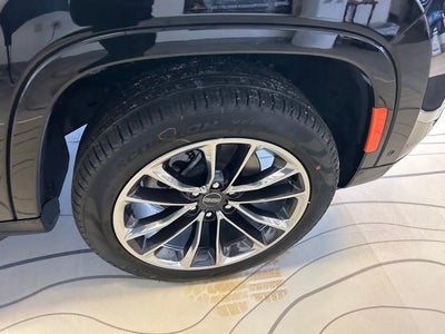 2025 Jeep Wagoneer WAGONEER L SERIES II 4X4