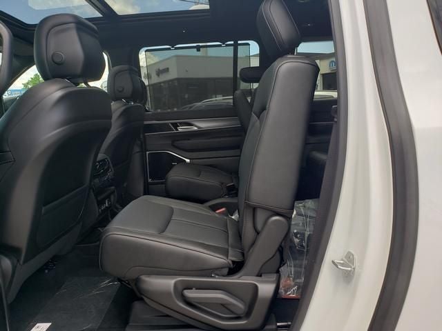2026 Jeep Grand Wagoneer GRAND WAGONEER L LIMITED RESERVE 4X4