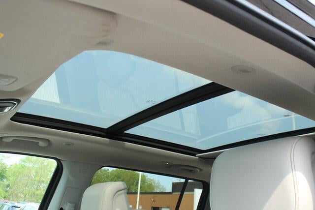 2022 Jeep Wagoneer Series III 4x4