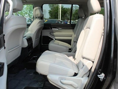 2022 Jeep Wagoneer Series III 4x4