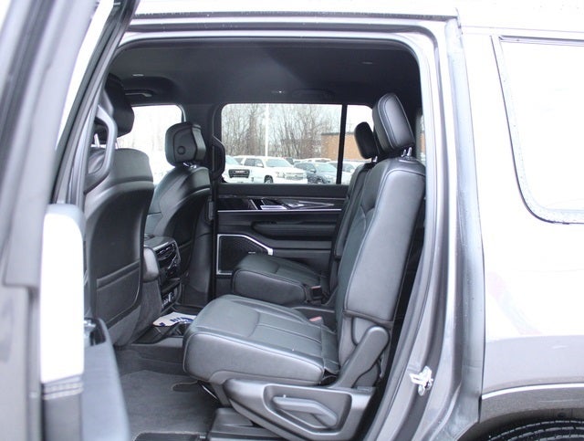 2022 Jeep Wagoneer Series III 4x4